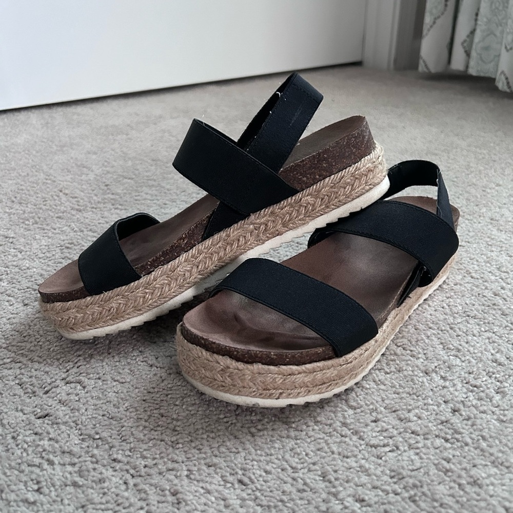 Women's Size 8 Black Platform Espadrille Sandals By Madden Girl